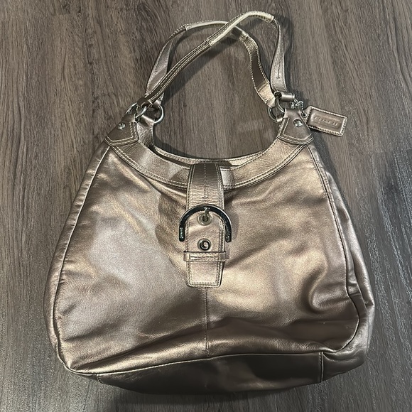 Coach Shoulder Bag, Matching Wallet and Pin - Picture 2 of 11